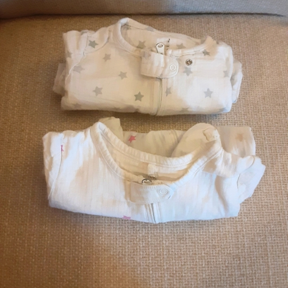 Kids Onesies Sleepers White 2 Pair Size 12M Multicolor Star Pattern Design